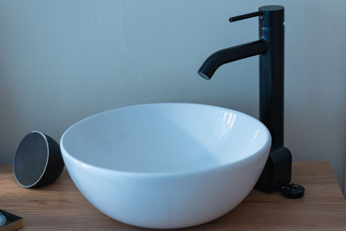 Tap and toilet repair in Westminster