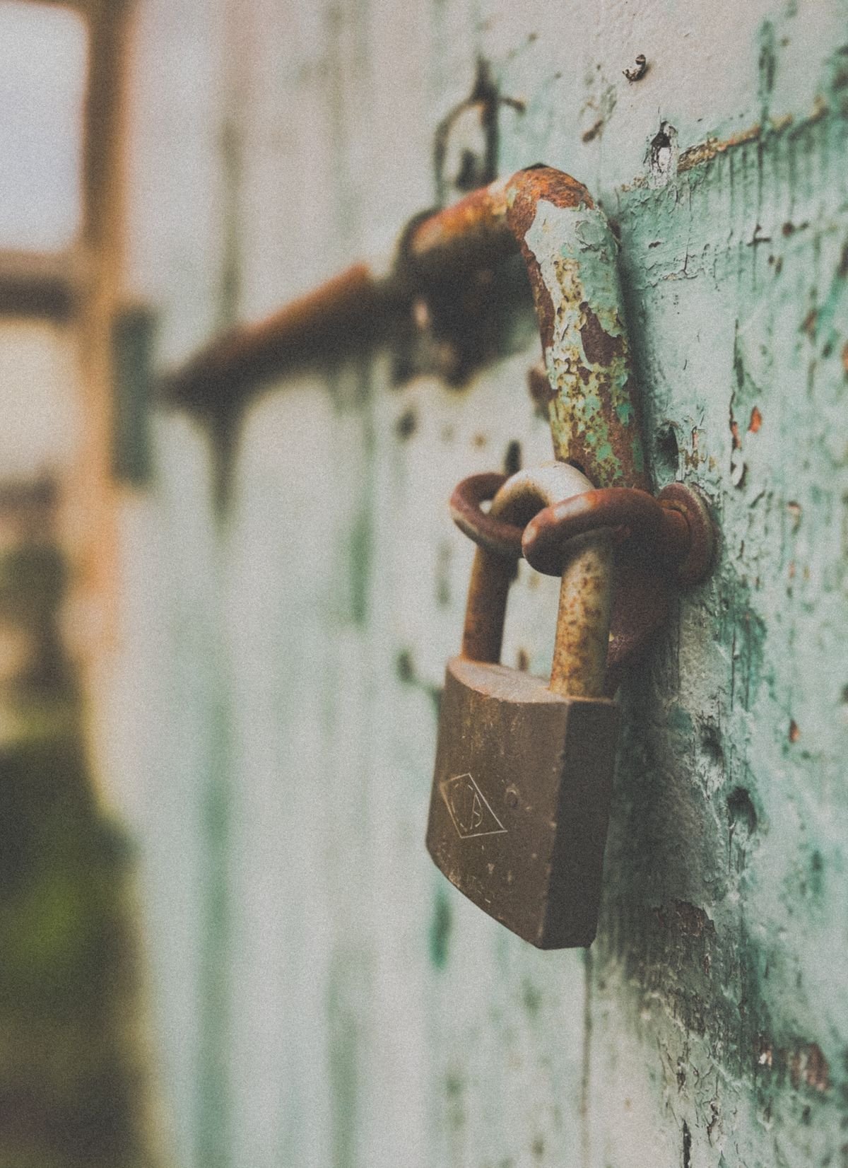 Locksmith in Walton-on-Thames fitting a door lock