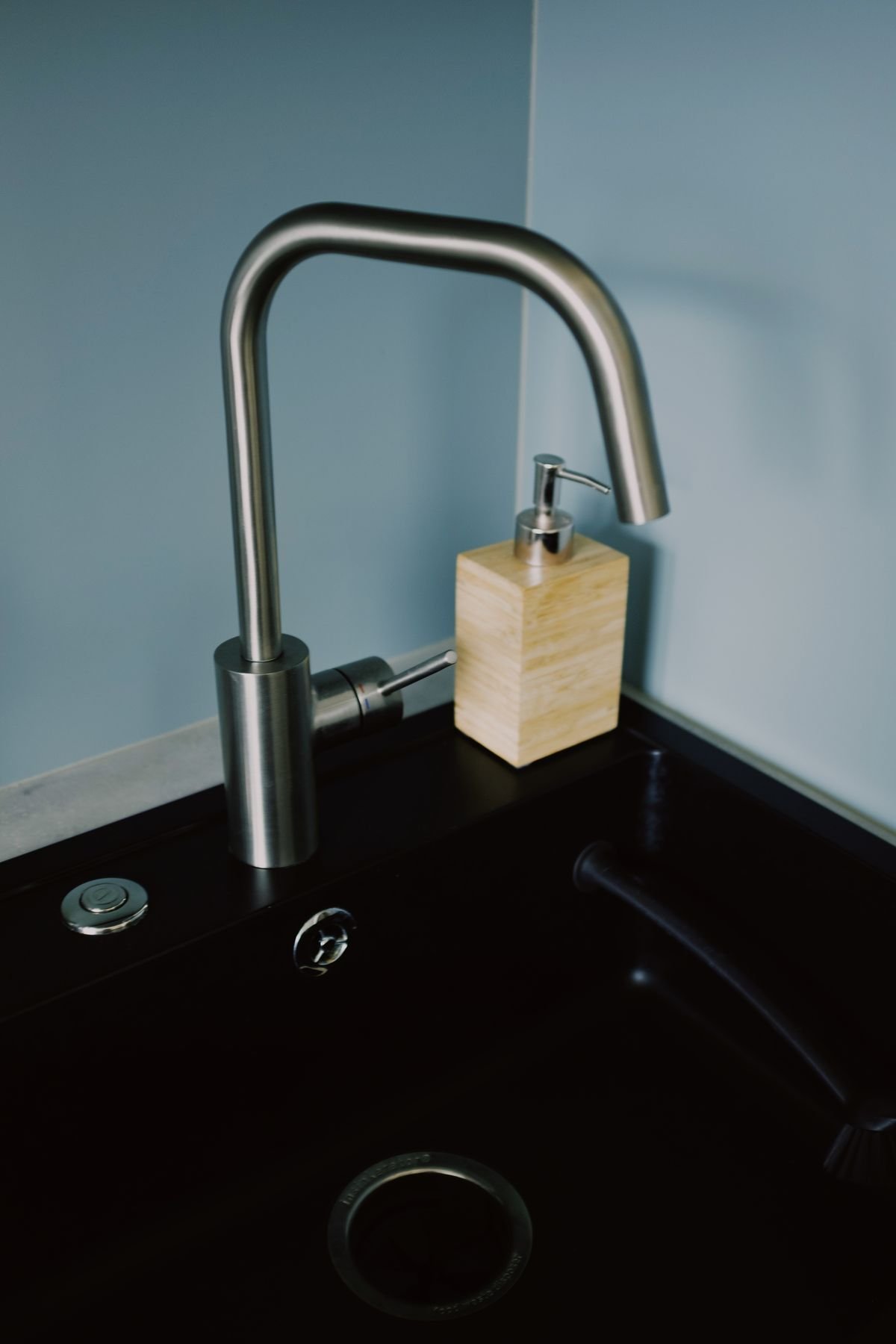 Tap and toilet repair in Barnet
