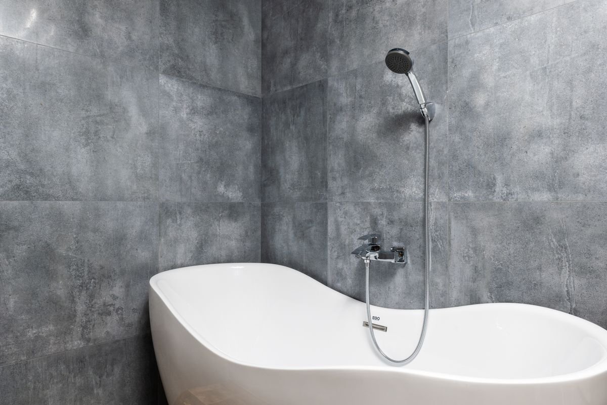 Tap and toilet repair in Croydon