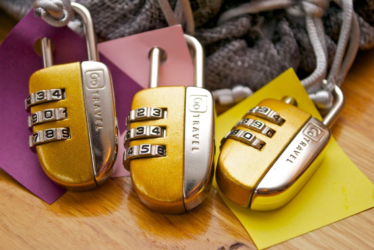 Emergency locksmith in Enfield